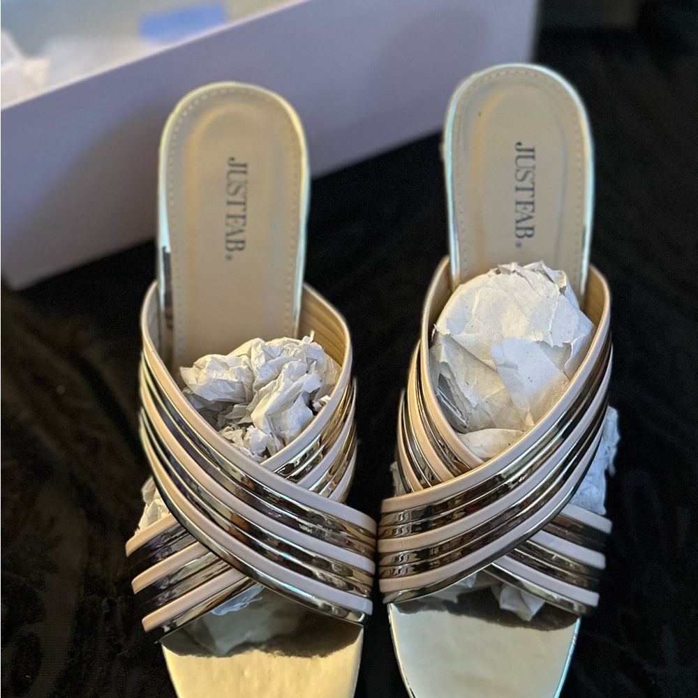 JustFab Women's Peach and Gold  Mules